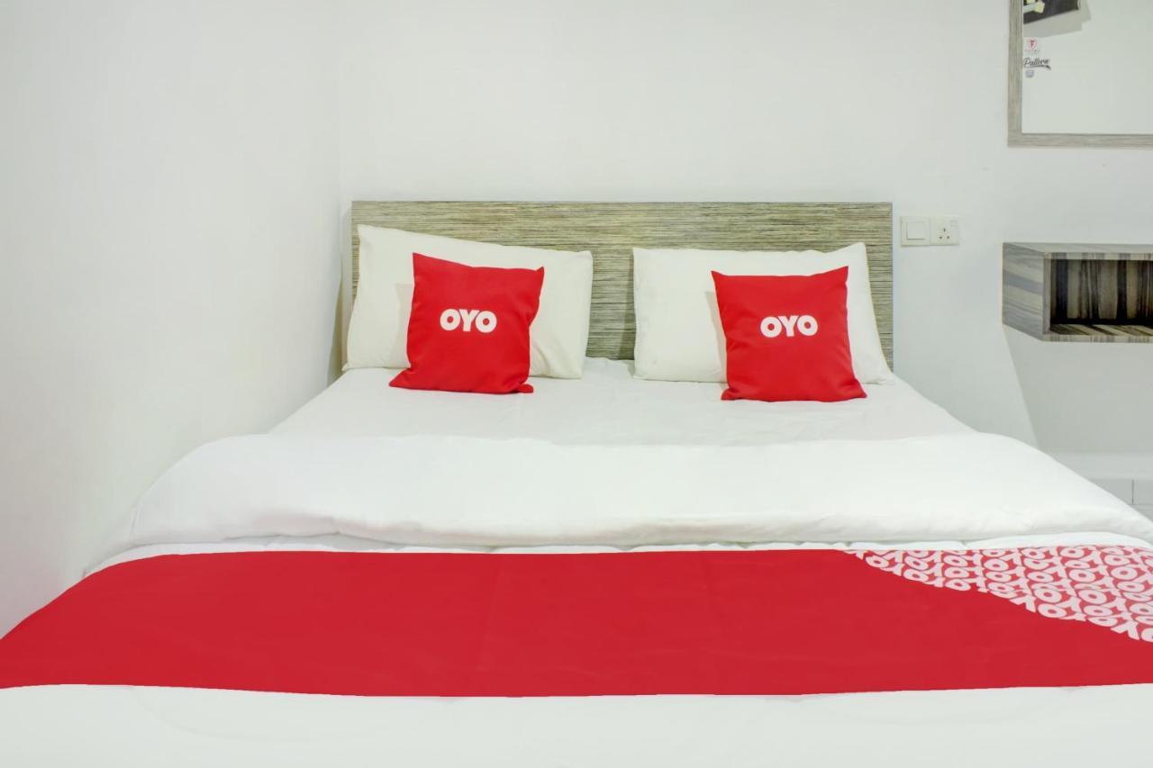 Oyo 90028 Ragula Hotel Johor Bahru Ngoại thất bức ảnh