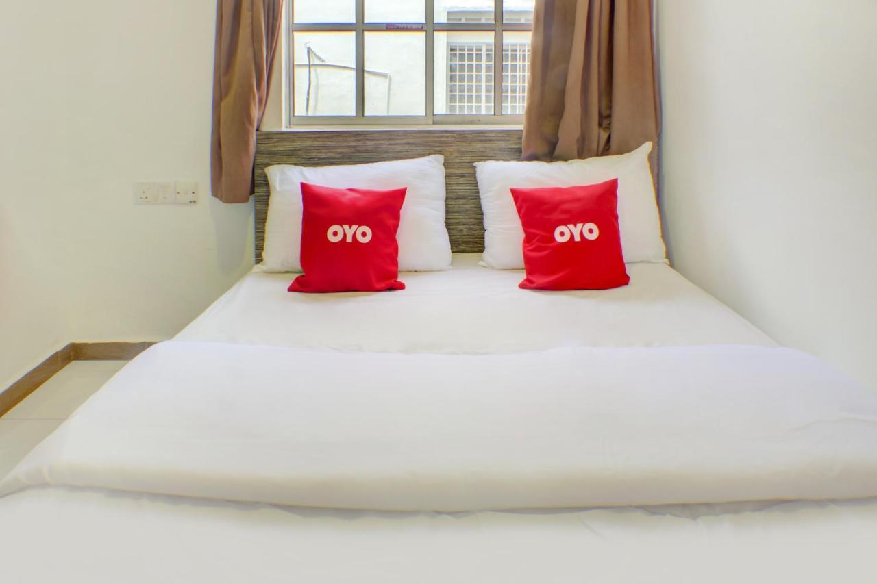Oyo 90028 Ragula Hotel Johor Bahru Ngoại thất bức ảnh