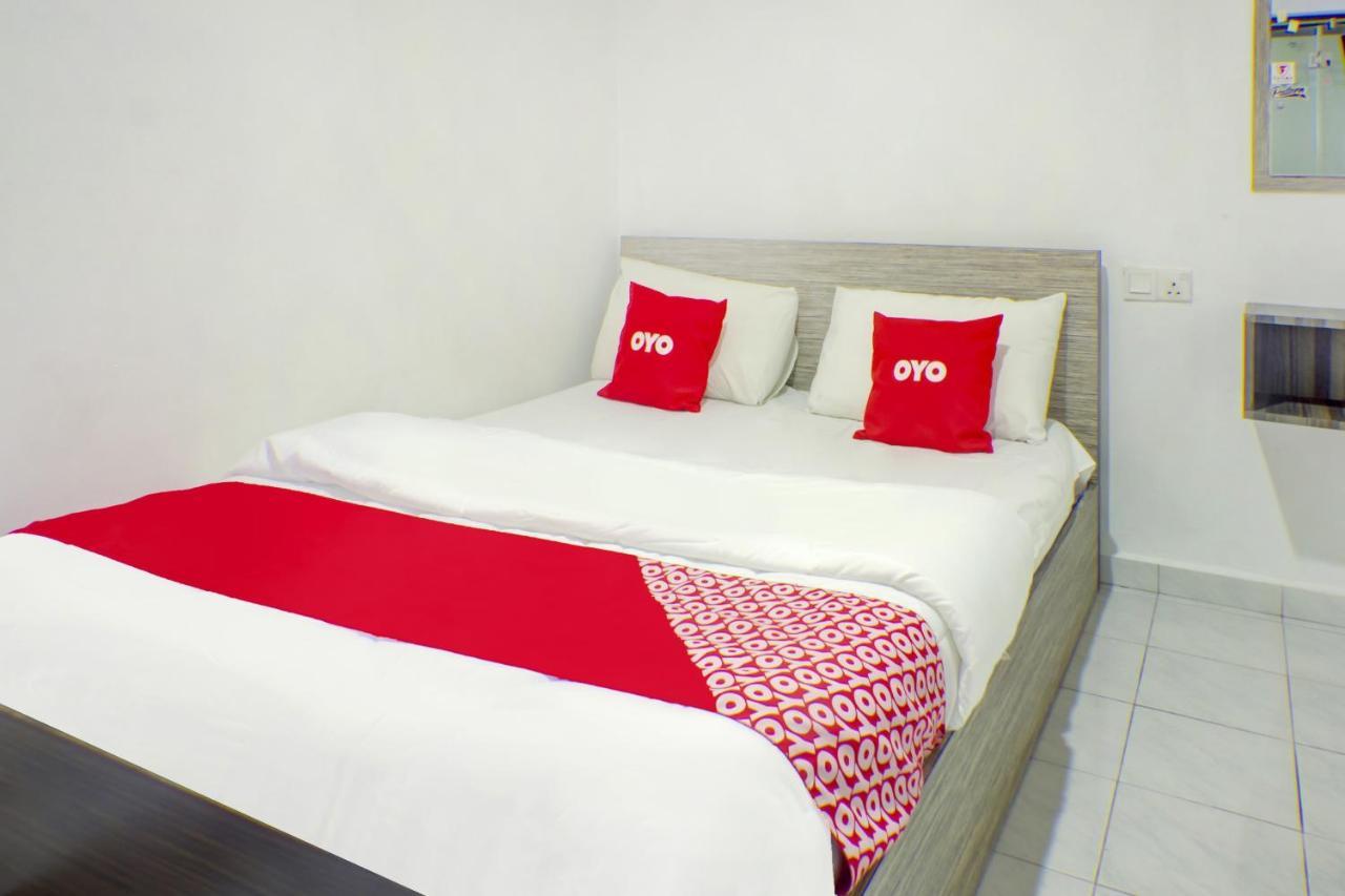 Oyo 90028 Ragula Hotel Johor Bahru Ngoại thất bức ảnh